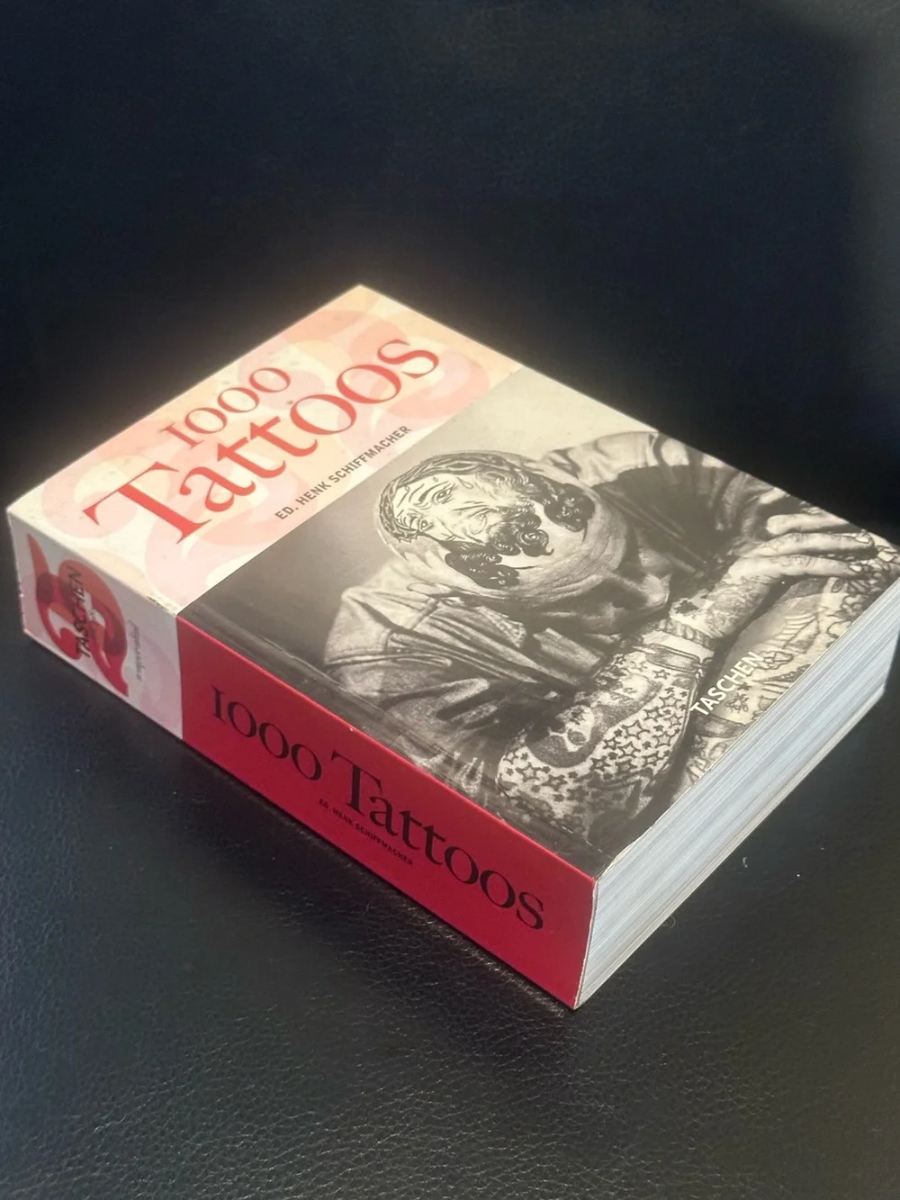 1000 Tattoos book - over 550 pages, EUC